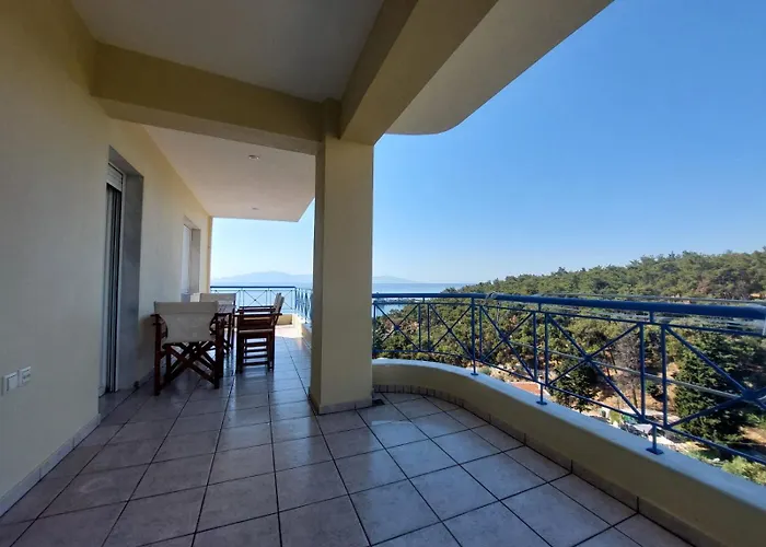 Pine Apartman Kavála